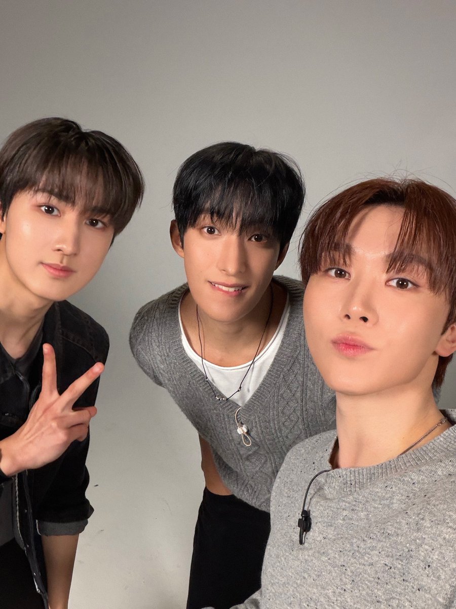 pledis_17's tweet image. [17'S]
260123 #odg

#DxS #도겸X승관
#SEVENTEEN #세븐틴