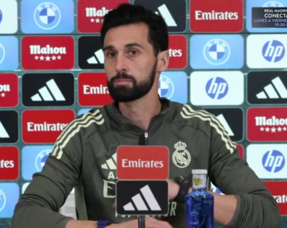 theMadridZone's tweet image. 🚨 Alvaro Arbeloa: "Playing guys out of position even though some don't like it? No, the players are perfectly ready to do whatever it takes to help the team.

From my first day, the players made it very clear that they're willing to put the team above their personal interests."