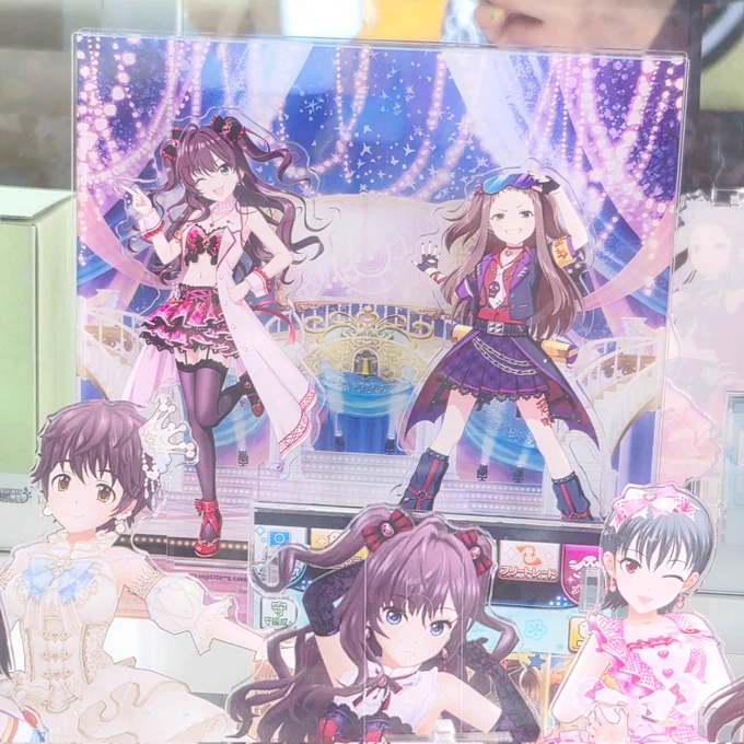 しきれいなアクスタ神ゃ…