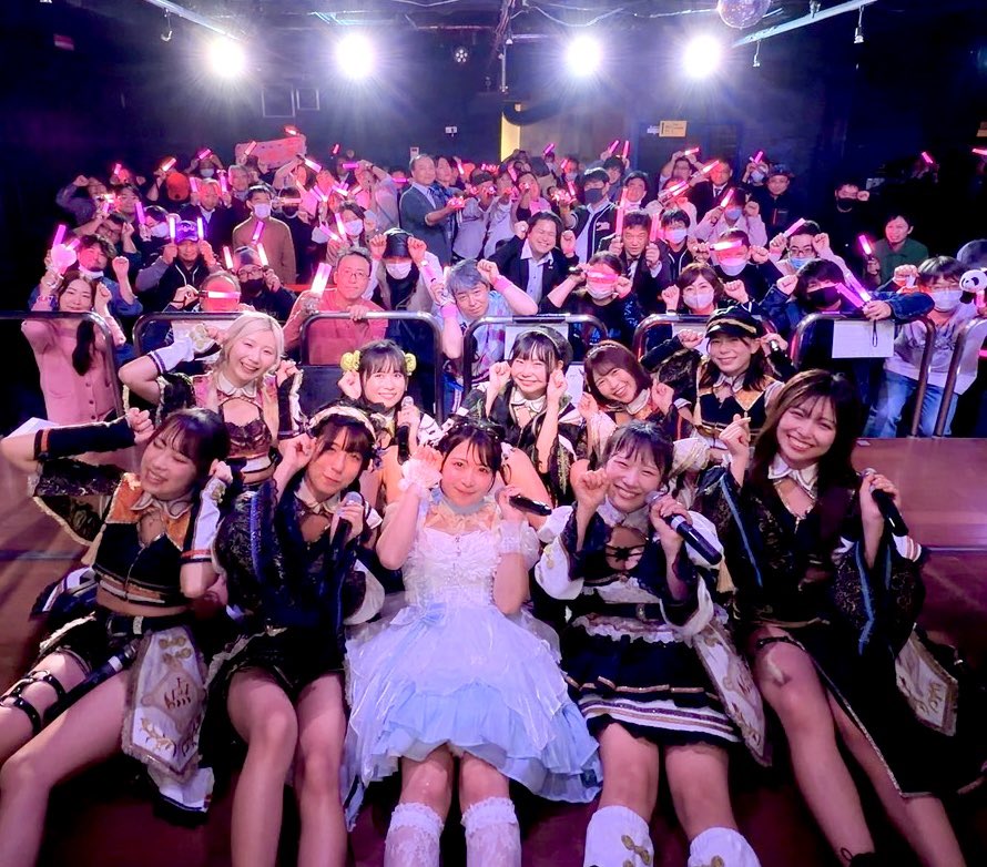 tenten_live's tweet image. 2025.1.22.
『泡沫海月卒業ライブ』 

たくさんの応援を
ありがとうございました🐼✨

この10人で過ごした時間すべてが
大切な思い出です📕