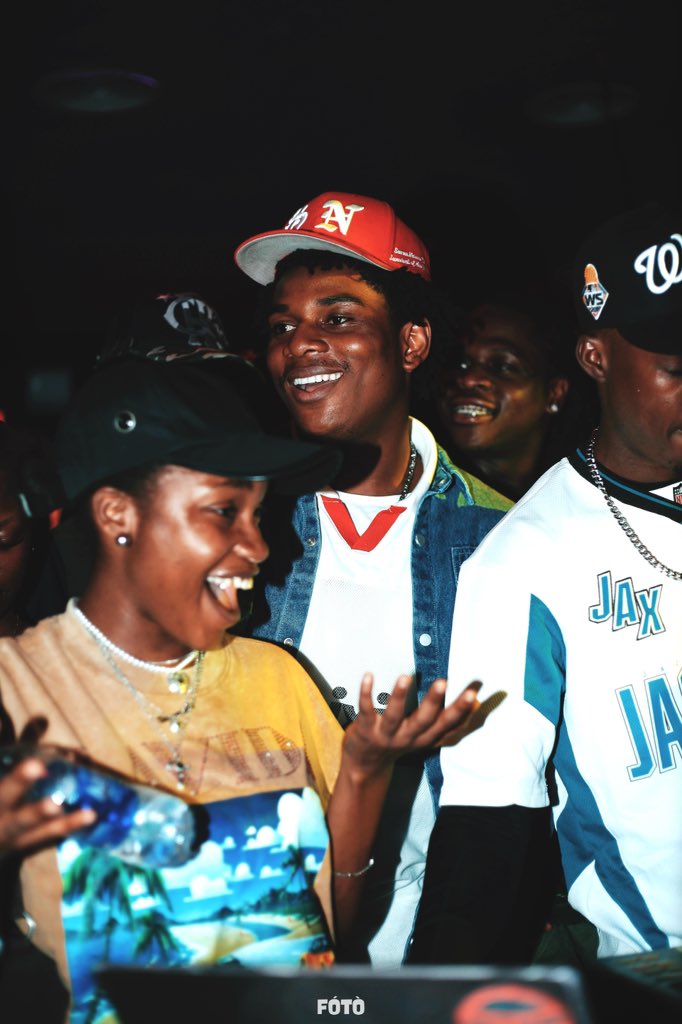 TEMPO LAGOS

IMAGES BY FÓTÒ