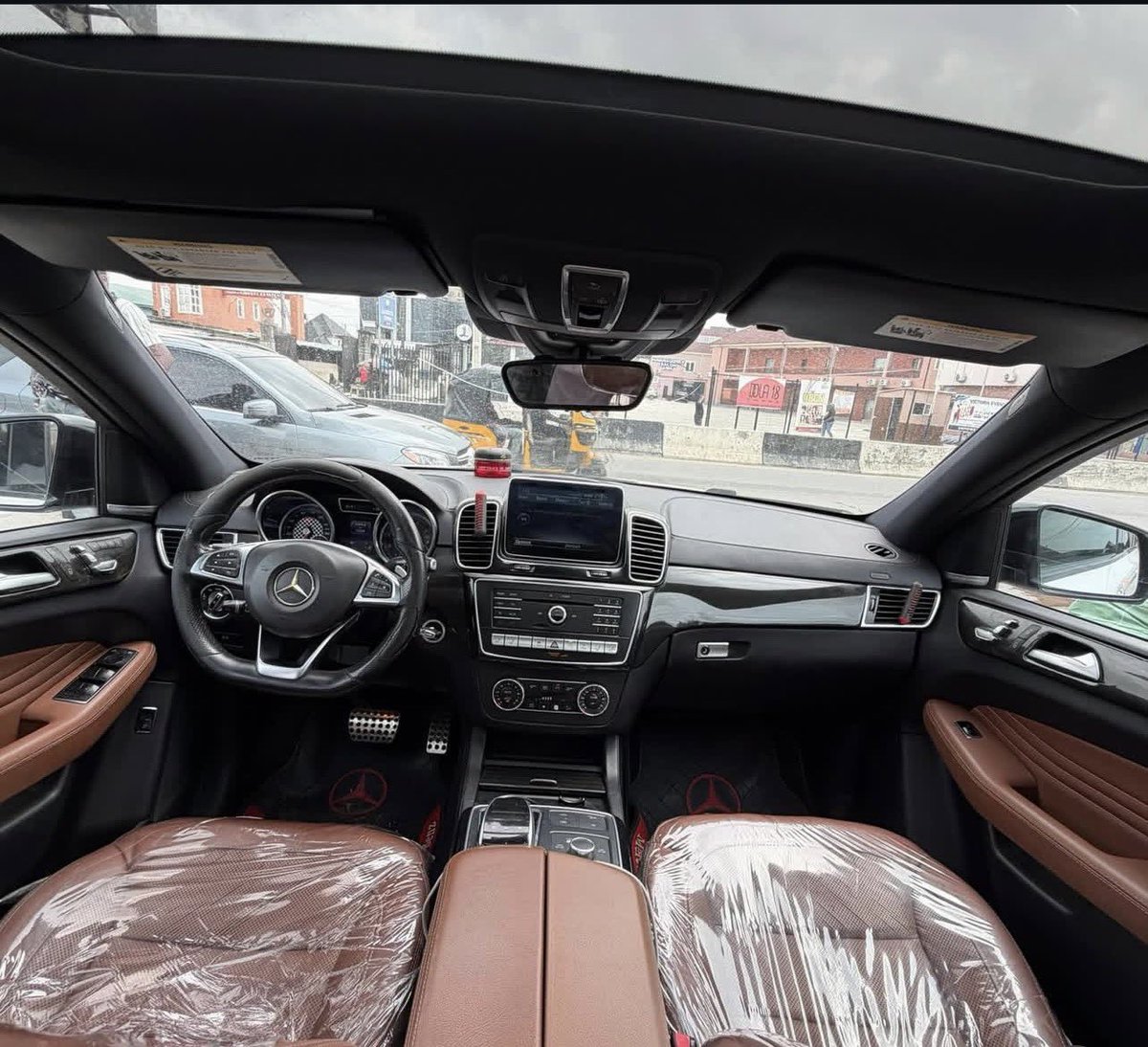 _Tiga_b's tweet photo. You can do it ‼️‼️‼️‼️
Pay 19 Million and you drive this GLE450 Home.

40% part payment 
Available for swap ✅ https://t.co/sVQCWoJTk6