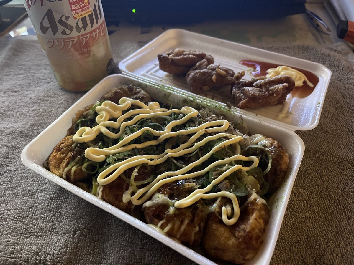 東京初日お疲れ様です！
わたくしは通常営業ですが
祝杯は共有したいです🍻✨

#平沢進
#核P