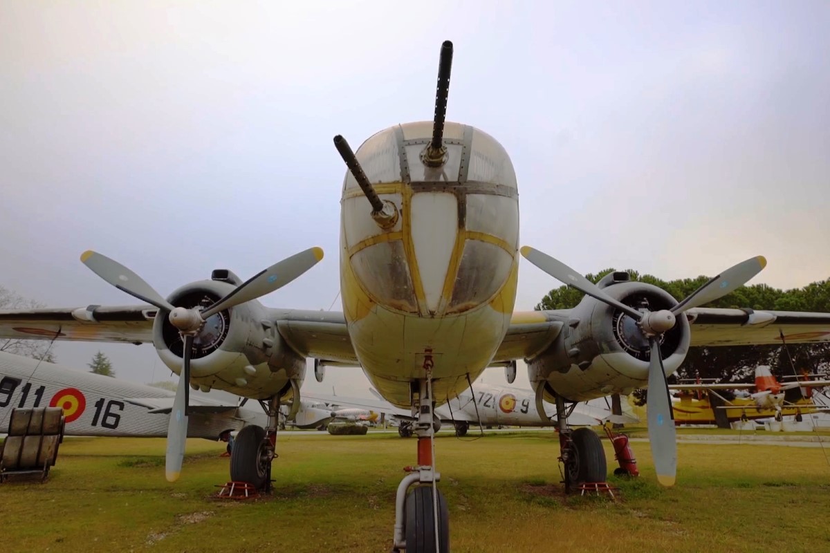 El Museo del Aire y del Espacio nos lleva por la historia de la aviación española mediante aeronaves de muy distintos tipos.
miradormadrid.com/museo-del-aire…
También encontramos uniformes, condecoraciones, motores, maquetas y otros fondos relacionados con la aviación.