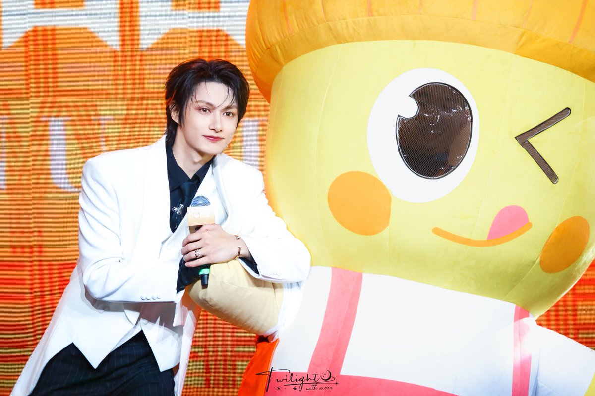 260123 
#JUN #문준휘 #Junhui #文俊辉 #ジュン