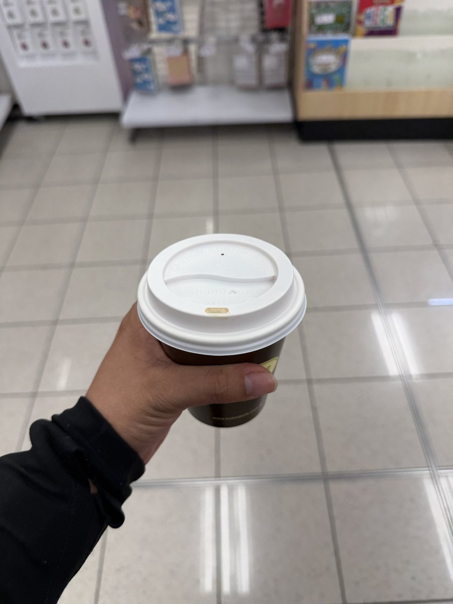 Emily Mai tweet media