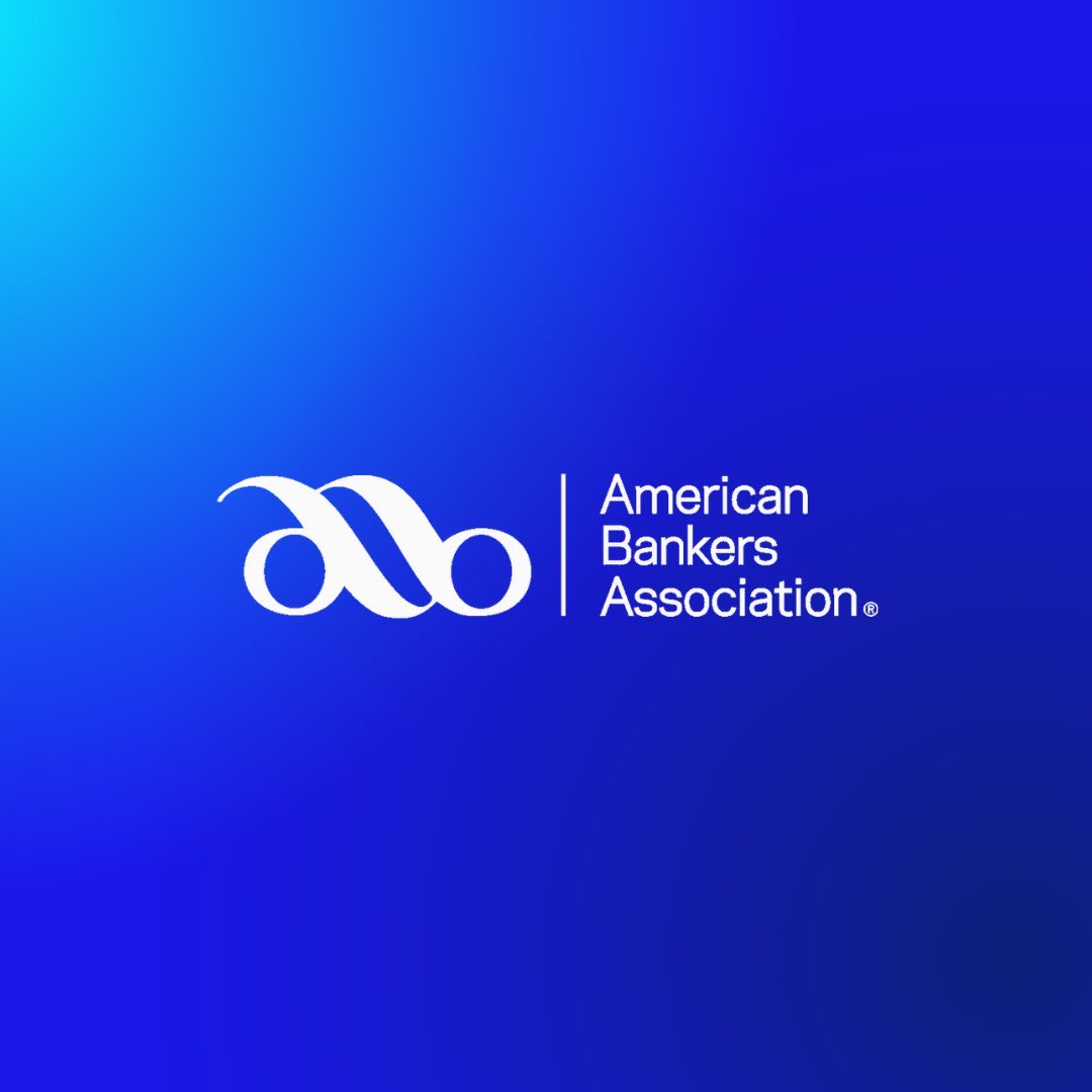 🏦 ¡Alerta crypto! La Asociación de Banqueros Americanos (ABA) ha declarado  que bloquear los rendimientos en stablecoins es su prioridad número 1 para  2026. Argumentan que podrían reemplazar depósitos bancarios y quieren