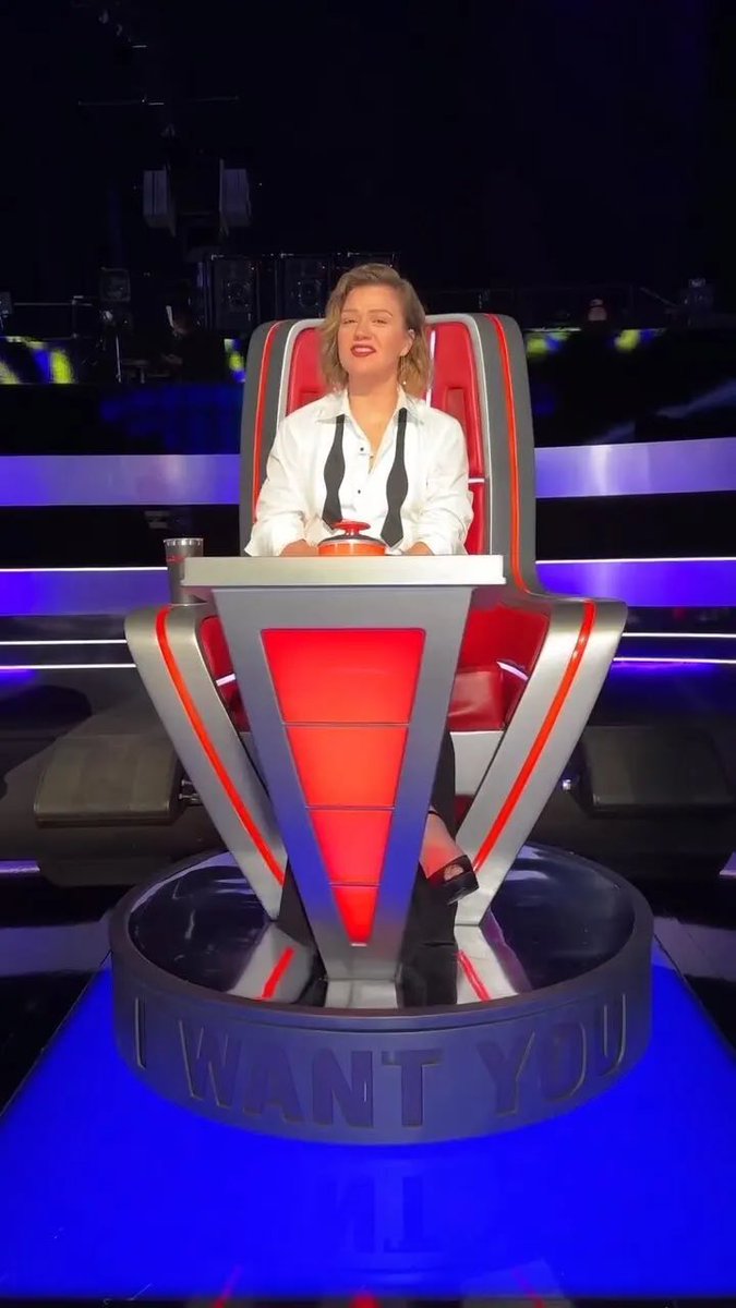 Team Kelly 🤍 Em exatamente 1 mês, teremos a estreia do 'The Voice: Battle of Champions'!!!!