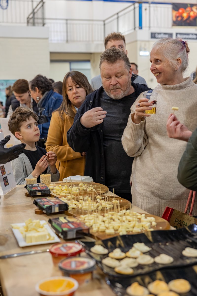 BathandWest's tweet photo. 🧀 Cheese Lovers, rejoice! Join our Expert Guided Cheese Tasting Tours at the Food &amp; Drink Festival.

✨ Add Cheese &amp; Chutney pairings for £5 extra on the day!

🎁 Tours include a goodie bag. Limited slots, book now! ➡️ https://t.co/OGjckSabNz https://t.co/tXXFUvnsLp