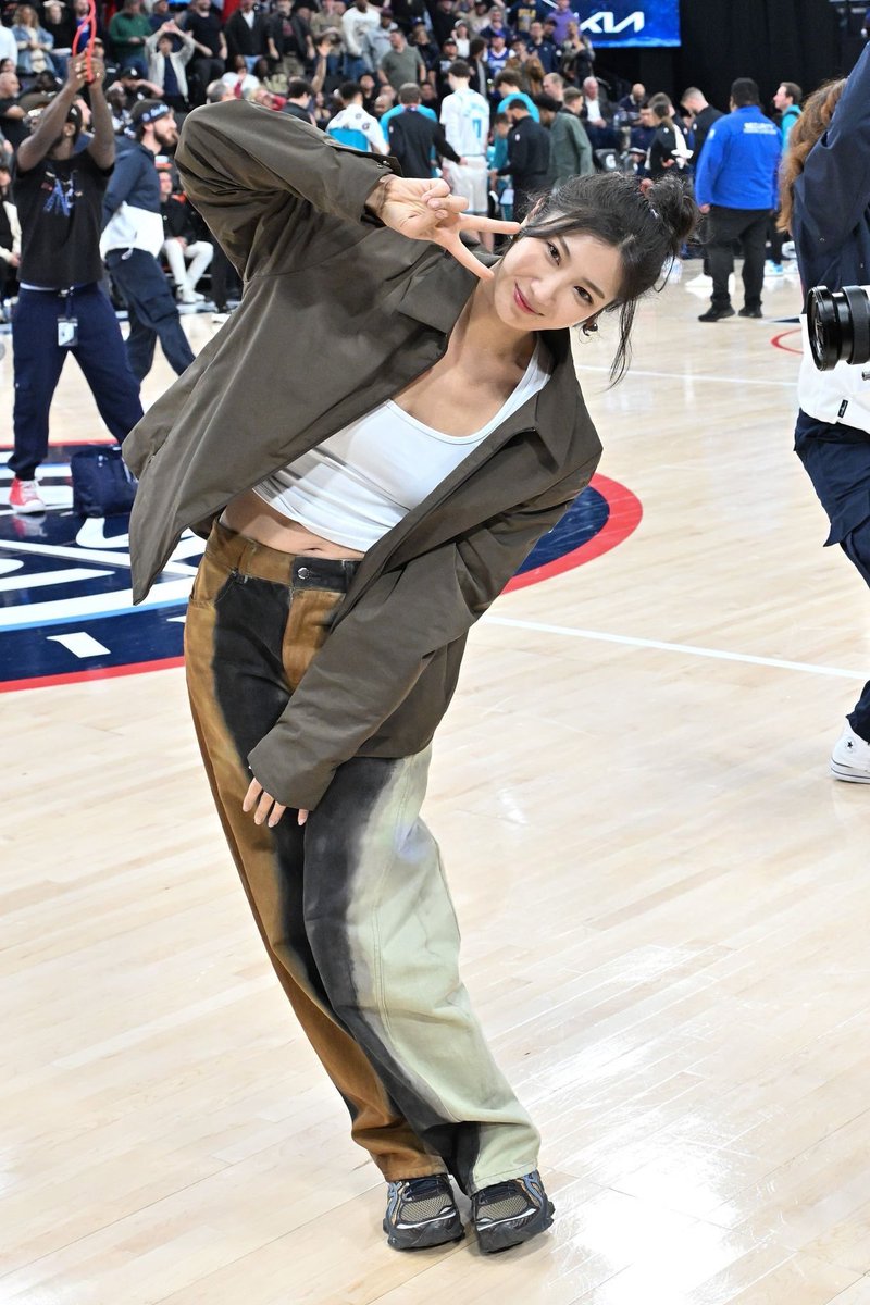 EjaeRumiBias's tweet image. Ejae: “I'm Korean American; I'm not just Korean or just American. I'm a hybrid of both. I don't like it when people are like, “Oh my God, she's so Korean here. Oh, she chooses when she's Korean, when she's American.” No, that's just who I am. I'm not just always feminine; I also…