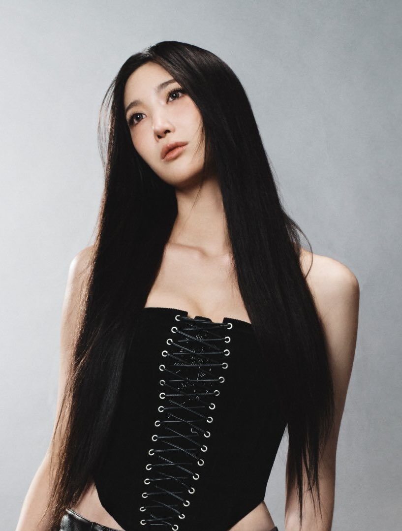 EjaeRumiBias's tweet image. Ejae: “I'm Korean American; I'm not just Korean or just American. I'm a hybrid of both. I don't like it when people are like, “Oh my God, she's so Korean here. Oh, she chooses when she's Korean, when she's American.” No, that's just who I am. I'm not just always feminine; I also…