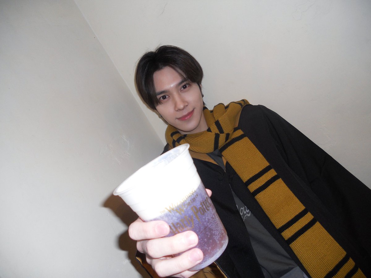 WayV_official's tweet image. #XIAOJUN #HENDERY #YANGYANG 
#WayV #威神V