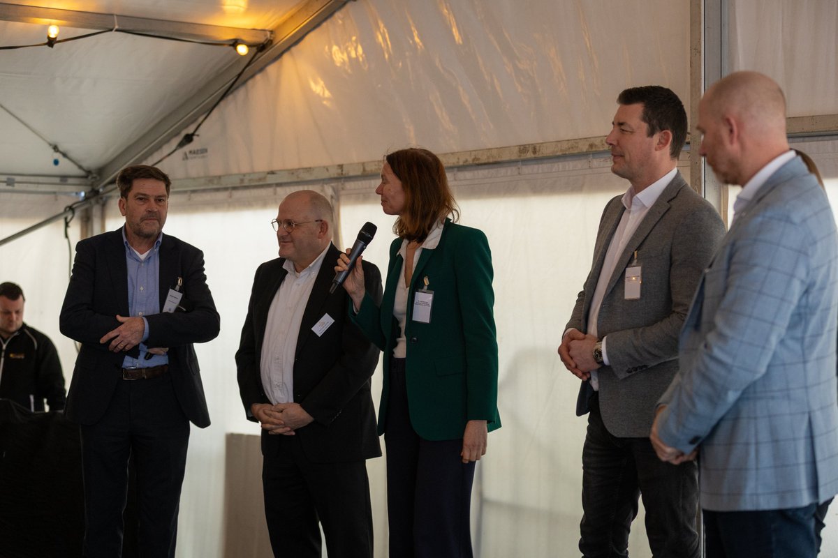 Boele & van Eesteren tweet media