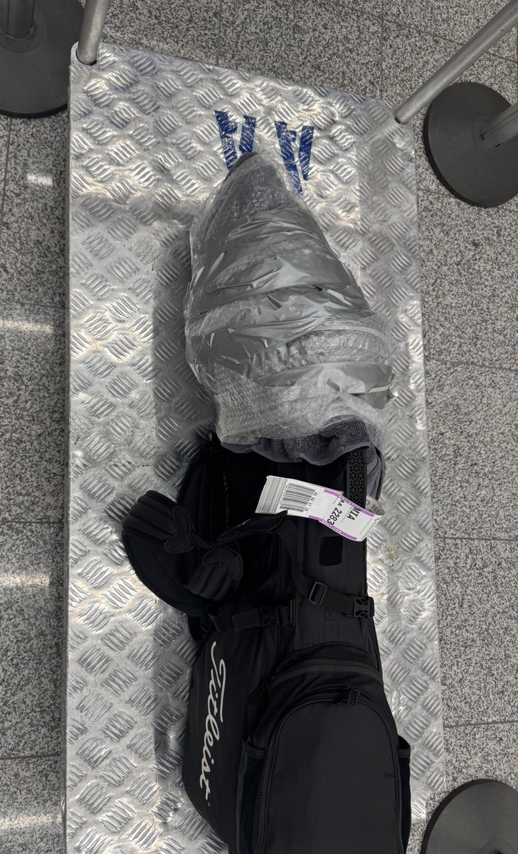 Prop Geek Zeke tweet media