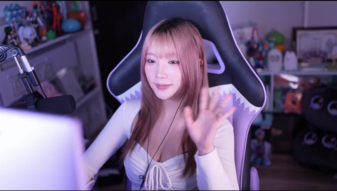 yunyun☺︎ ゆのしー配信お疲れ様でした！ 所々見れなかったから今度見直そ。 この