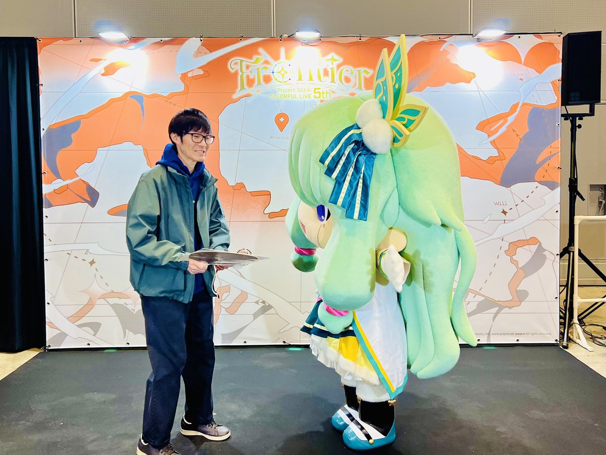 今年もありがたい事に参加させてもらいました。
死者が出てもおかしくないぐらいの殺人セットリストでした。
スタッフの皆様、バンドの皆様、ご来場された皆様、1日目お疲れ様でした。
そして、ネネロボさん毎年毎年ありがとうございます。
#プロセカ #セカライ #セカライ5th #セカライ5th東京day1