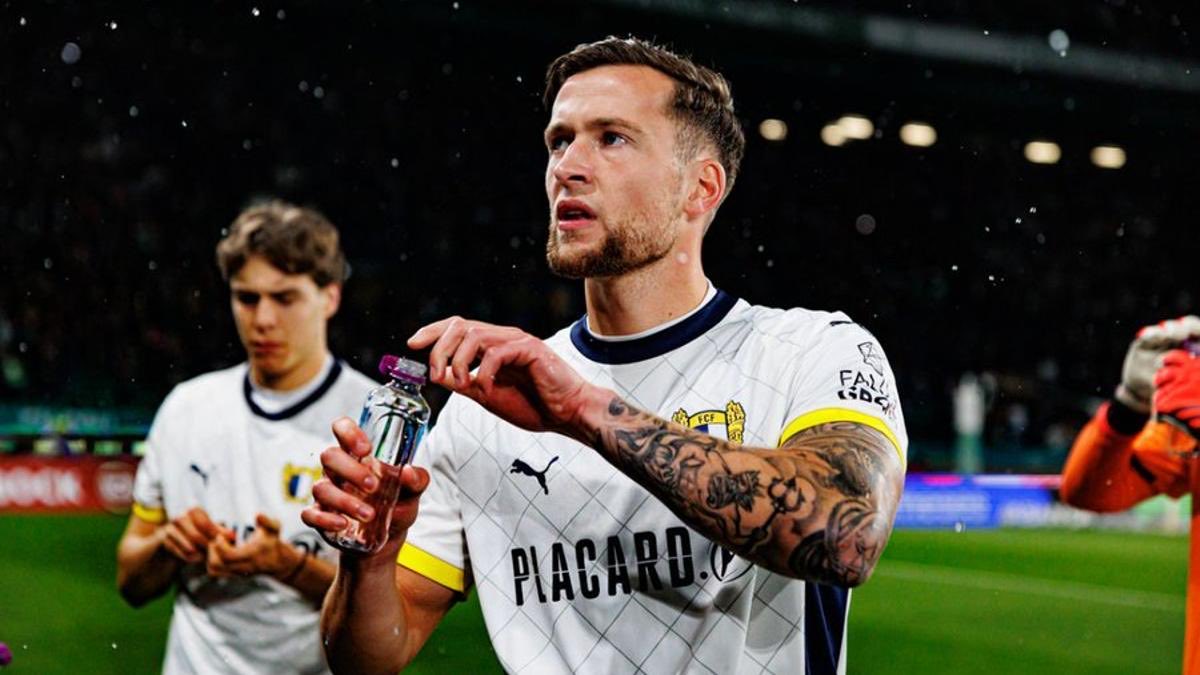 🗣️<a href="/jorgeruve/">Jorge Ruiz</a> cuenta en <a href="/lagrada914/">La Grada</a> su opinión/información acerca del fichaje del central.

⚽️Cree que el fichaje de JUSTIN DE HAAS se va a intentar en verano como agente libre.

Afirma que va a tener competencia dentro de la propia liga portuguesa por el fichaje del jugador.