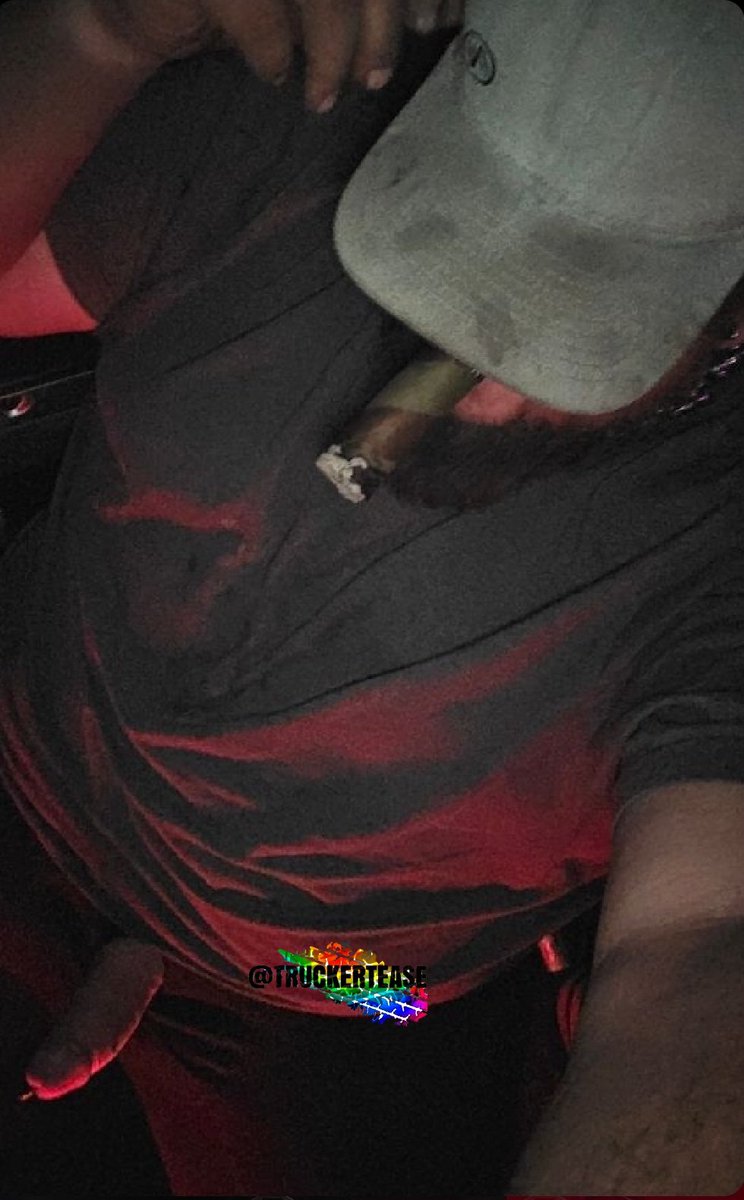 otrFucker tweet media