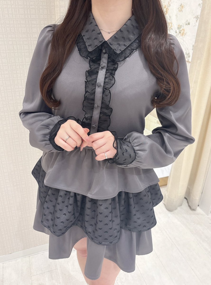 横浜店 𝑐𝑜𝑚𝑖𝑛𝑔 𝑠𝑜𝑜𝑛🍨🎀 ハートレースティアードOP color