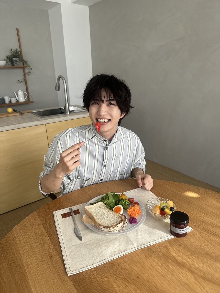 🍭知念英和カレンダー🍭】 知念くん初のカレンダーは12か月すべて違う