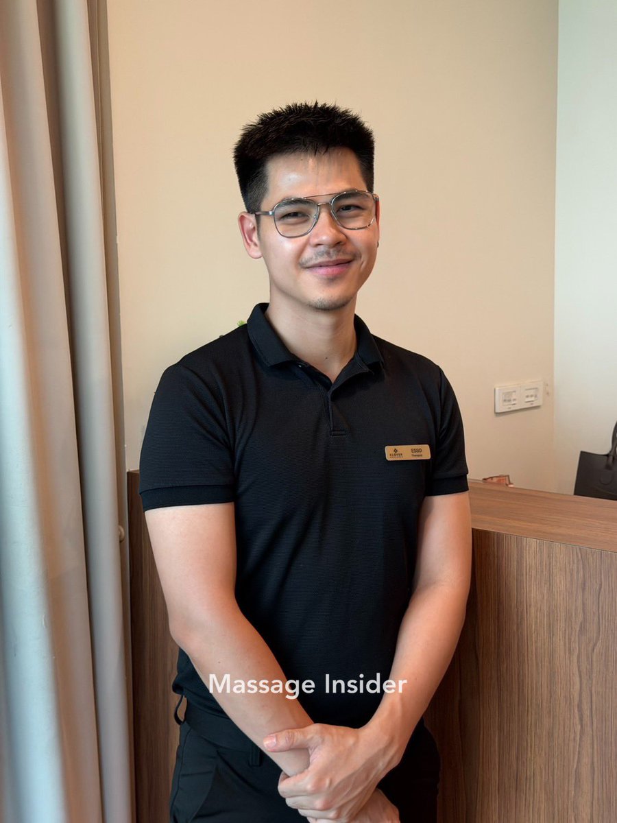 ⛽️นี่แหละ นี่แหละ นี่แหละ นี่แหละ!

🫰🏽รักปักใจ ใครช่วยช่าที วันนี้แวะมาปั๊ม เปิดก๊อกเติมน้ำมันให้หัวใจกับ “น้องเอสโซ่” เทอราปิสชายแท้ สูง 180 เสน่ห์มากล้น จนเหลือรับประทาน จากร้าน 🍀 Klover Massages <a href="/Klover_BKK/">KLOVER-BKK</a> หนุ่มมาดเข้ม เสียงนุ่ม ผู้เกิดมาหลอมละลายหัวใจ พร้อมฆ่ากะเทยทุกคน