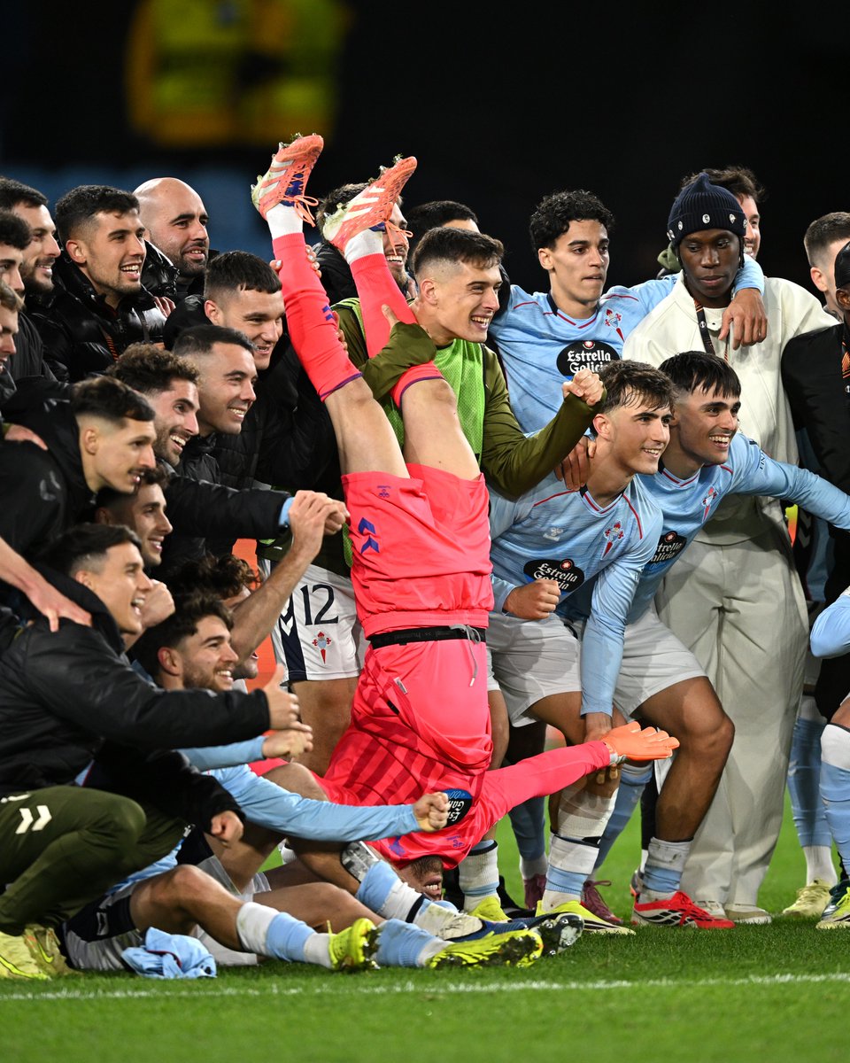 Still can't get over this photo 🙃

#UEL | <a href="/RCCelta/">Celta</a>