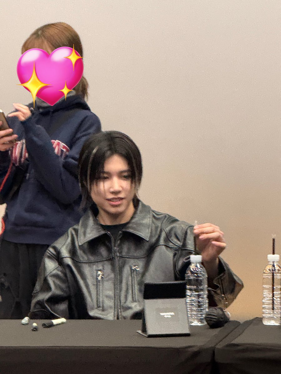 ryulngshot4sho's tweet image. #LNGSHOT for today’s weverse offline fansign event ❤️

#롱샷 #OHYUL #RYUL #WOOJIN  #LOUIS