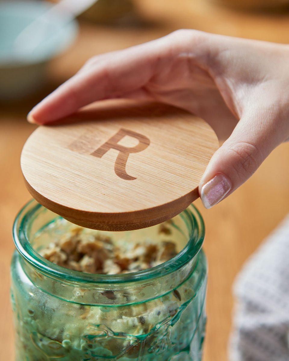 Ringtons's tweet image. Pair our Flower Storage Jar with our brand-new Fruit &amp;amp; Seed Porridge for the ultimate overnight oats. Simply scoop, leave to soak, and wake up to a fruit-filled breakfast that's ready when you are!

Ringtons.co.uk

 #OvernightOats #HealthyBreakfast #MadeForMornings