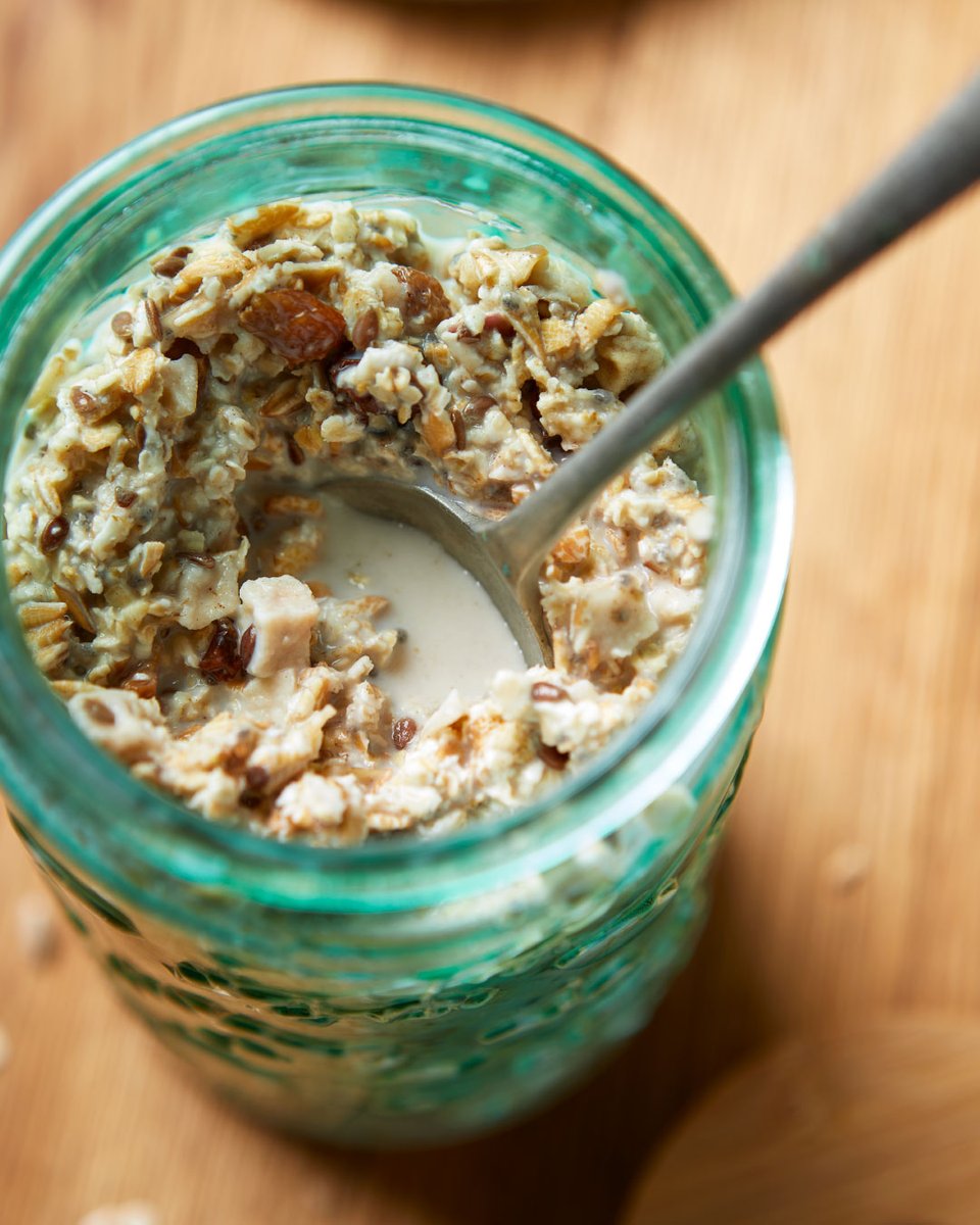 Ringtons's tweet image. Pair our Flower Storage Jar with our brand-new Fruit &amp;amp; Seed Porridge for the ultimate overnight oats. Simply scoop, leave to soak, and wake up to a fruit-filled breakfast that's ready when you are!

Ringtons.co.uk

 #OvernightOats #HealthyBreakfast #MadeForMornings