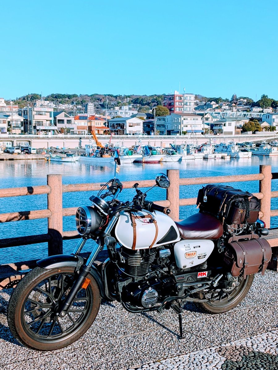 港に佇む一枚を貼る見た人もやる #GB350