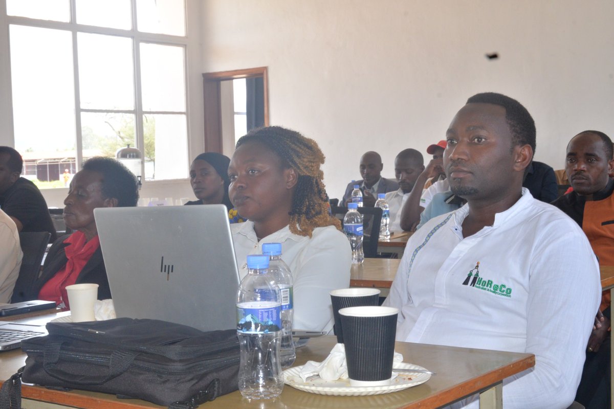 HoReCo_Rw's tweet photo. Today, representatives of farmers (Water Users & Cooperatives) and @RwandaAgriBoard validated and approved HoReCo’s Q1 report for 2026 (Lot 4), under the OMIS Project. 
The review highlighted HoReCo’s achievements in promoting agricultural productivity and supporting communities across @KicukiroDistr, @Gasabo_District, @RwamaganaDistr, @RulindoDistrict, @GakenkeDistrict, @MusanzeDistrict & @BureraDistrict.

This collaborative validation underscores the commitment to transparent reporting, farmer engagement, and sustainable agricultural development.