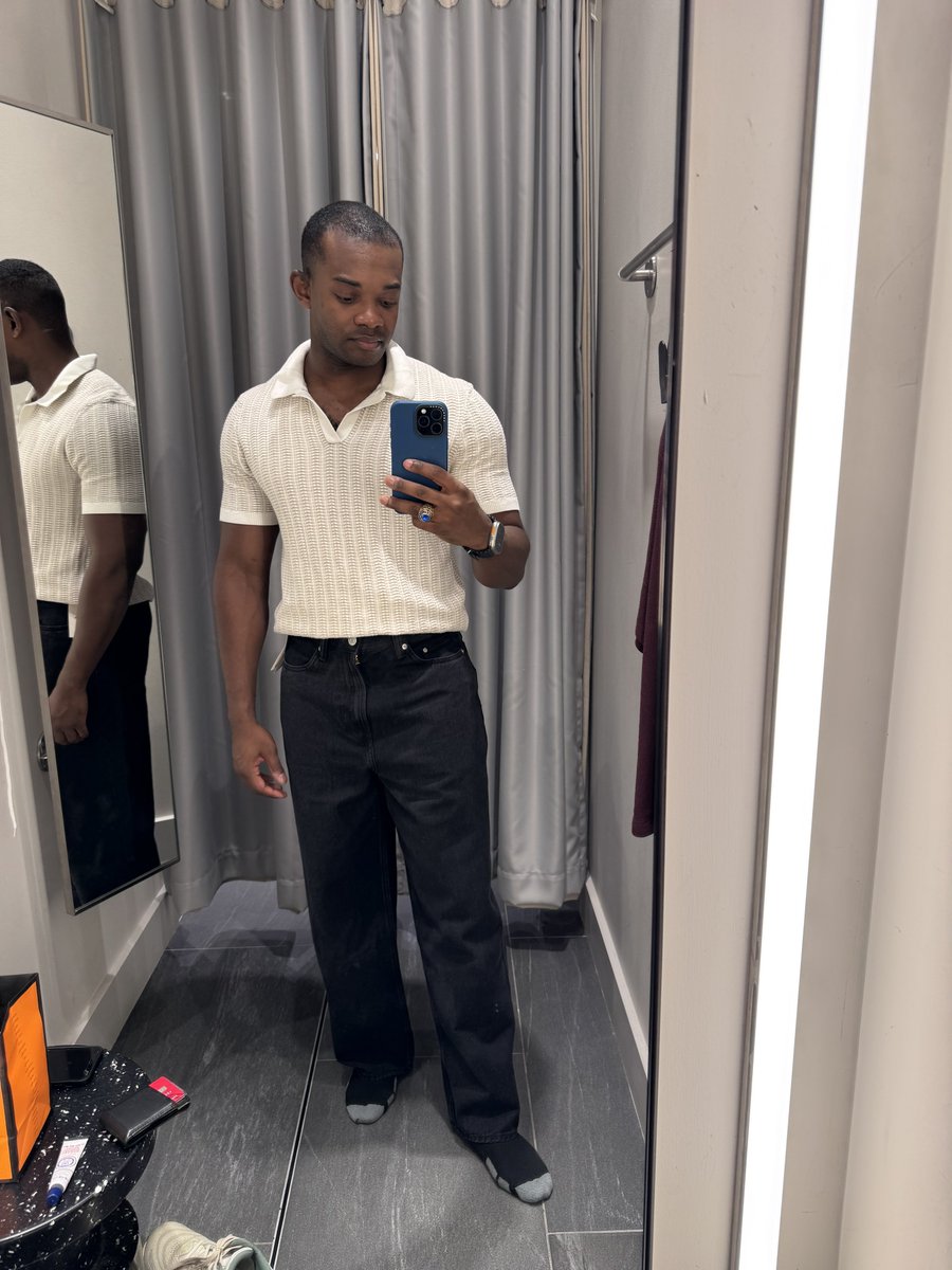 Funky4Jr's tweet image. Good! Traveling the world and in the gym!