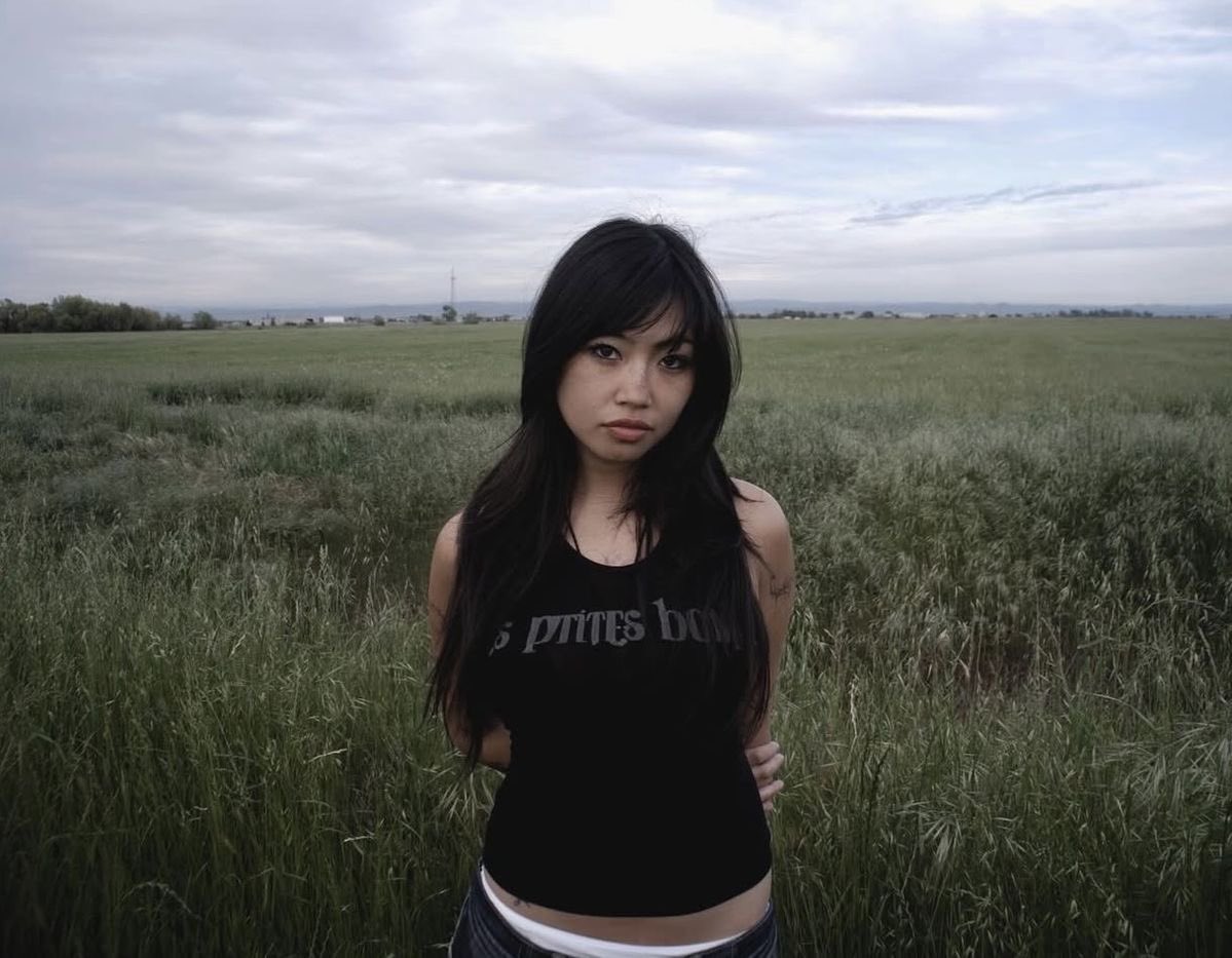 beabadoobeebr's tweet photo. Beabadoobee fará um cover de “Say Yes” de Elliott Smith para o álbum "Help 2", da War Child Records, com objetivo de ajudar crianças e famílias que moram em países afetados por conflitos, como a Palestina e o Sudão. 

O álbum será lançado no dia 3 de março. https://t.co/CjvjAaWboU