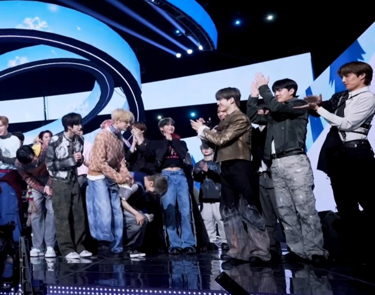 ald1! 🗣️: "gen 5 skrg kalo nge-bow gk nyampe 90 derajat"

meanwhile xinlong: