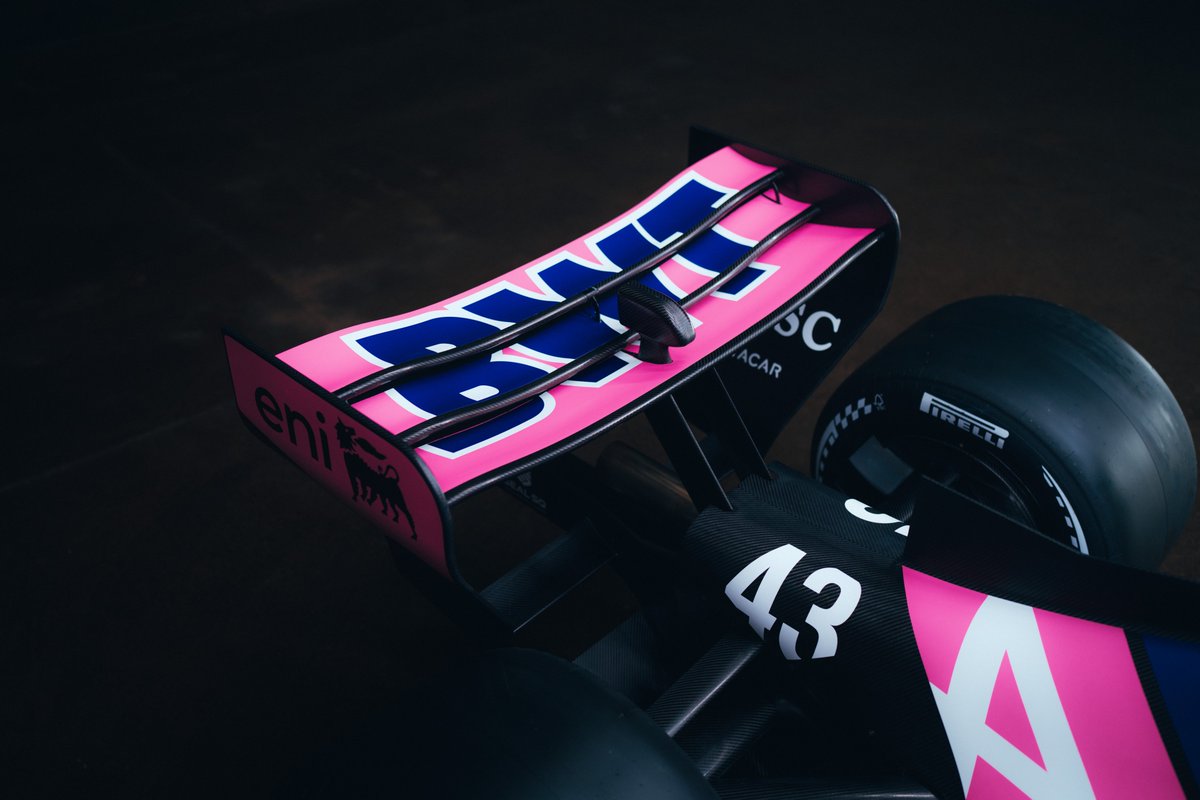 alpine_inside's tweet image. Voici quelques autres visuels de la A526 💙🩷

👇👇👇

#Alpine #A526 #F12026