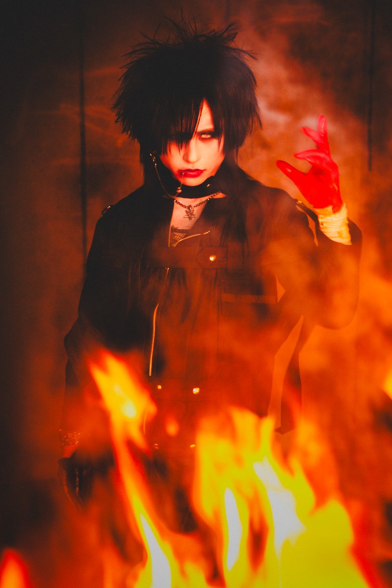 DRUGS_JAPAN666's tweet photo. 【NEWS】
新アーティスト写真公開② https://t.co/e84iXoaptJ