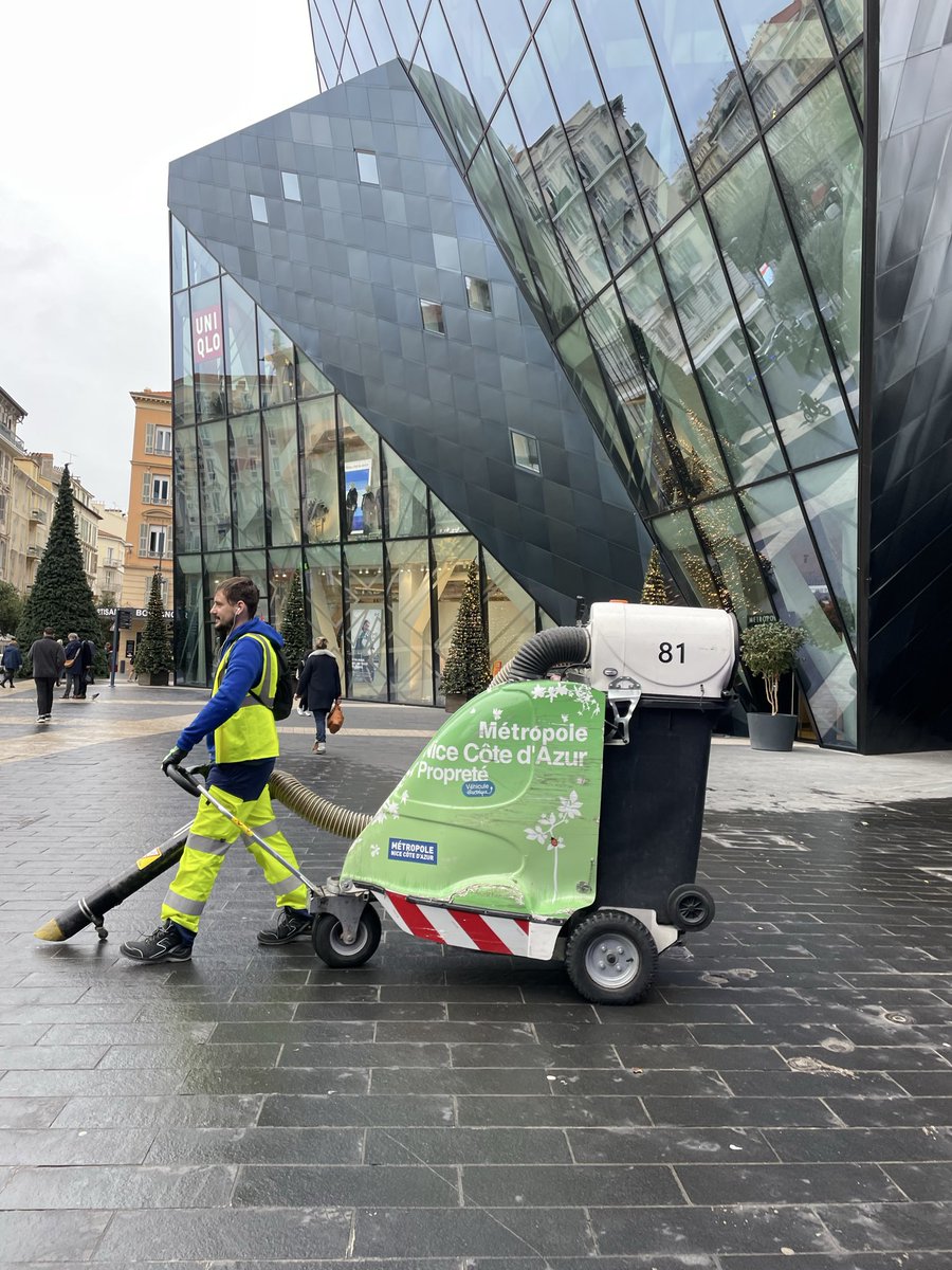 Propreté & collecte 06 🗑️🚛🚮🚚 tweet media