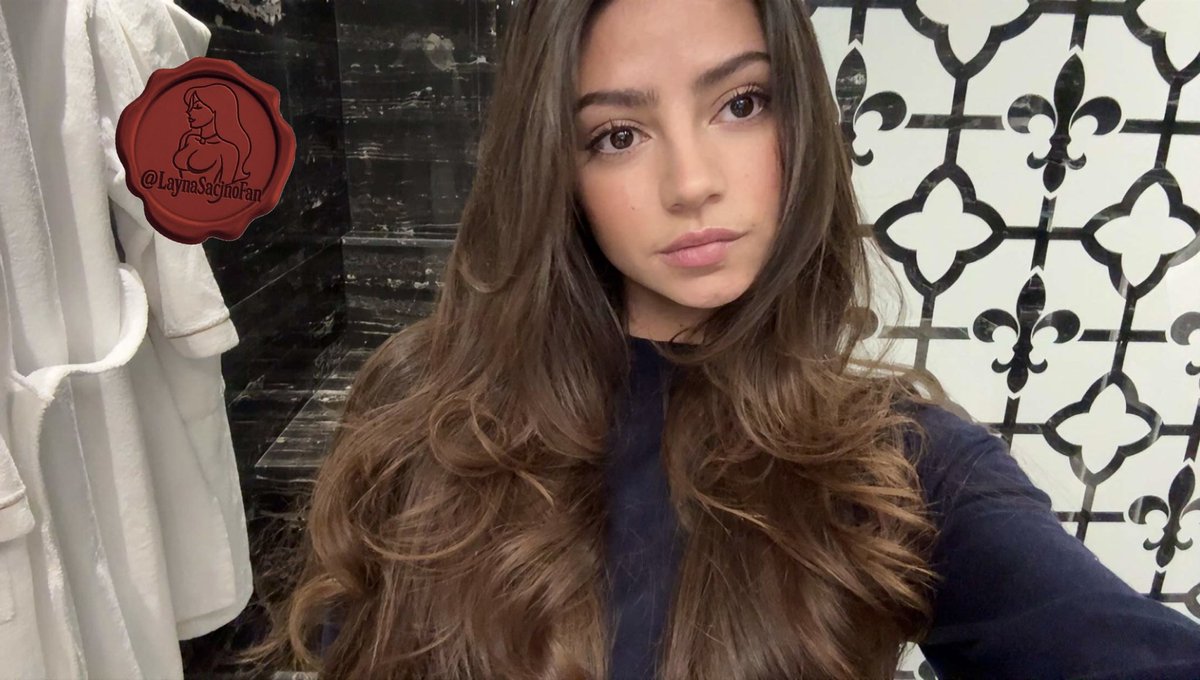 LaynaSacinoFan's tweet photo. Les cheveux de la gloire finalement.. https://t.co/JdrdtQCJf4