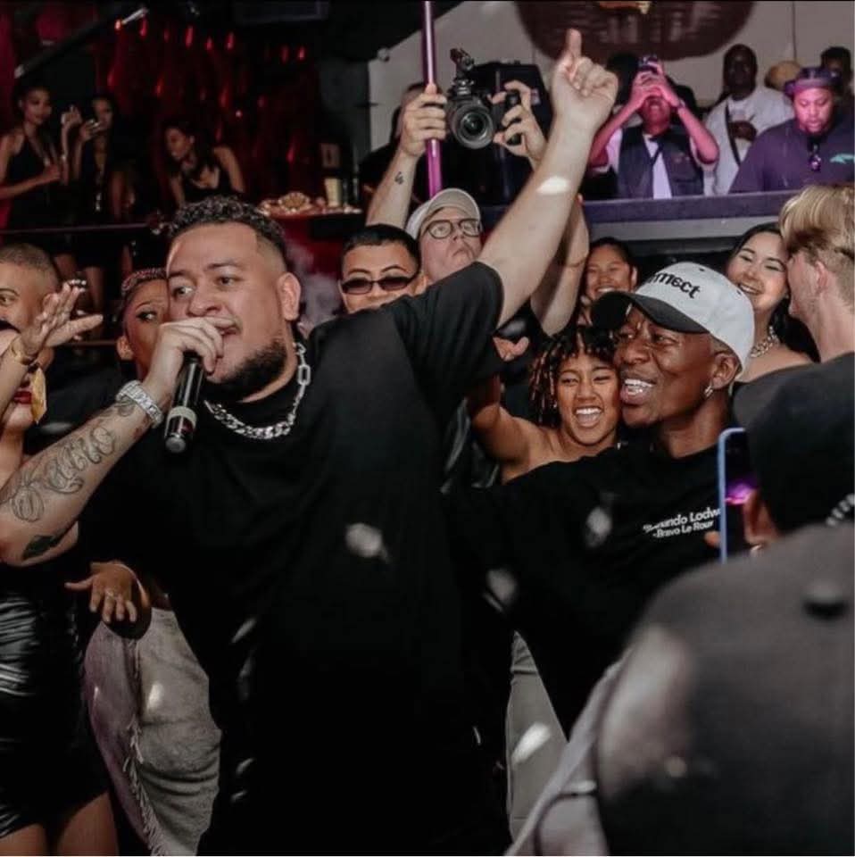 WhyUfikelate's tweet image. What a sad picture 😔

Bravo Le Roux