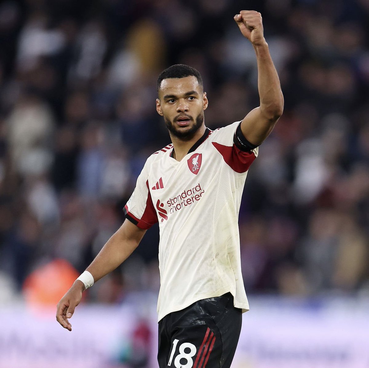 AnythingLFC_'s tweet image. 🆕 🚨 Bayern Munich are exploring left-wing options after Yan Diomande’s rejection, with Cody Gakpo a name repeatedly discussed internally. Max Eberl is a big fan, and Bayern believe the Bundesliga would suit him. No talks yet, but €75m is seen as feasible. (@BayernSpace)