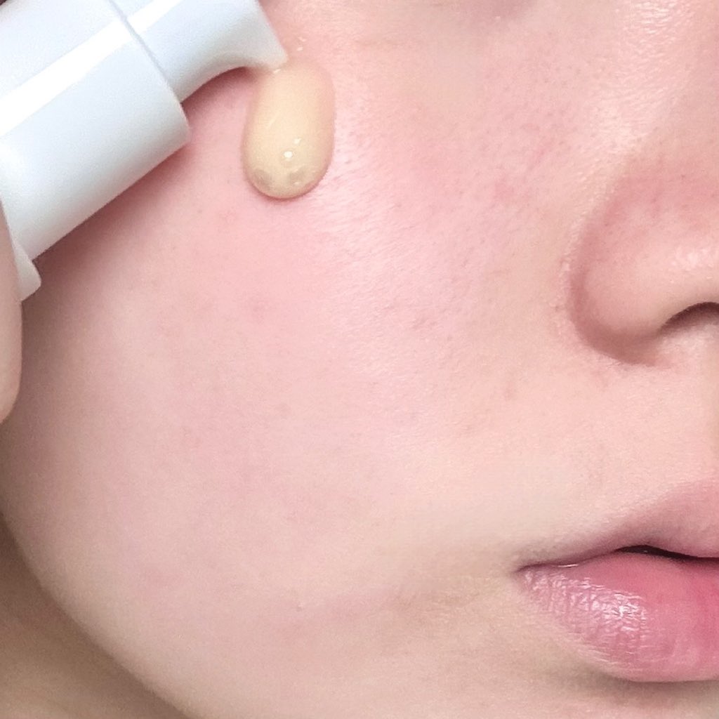 #광고 #rt이벤트

이 트윗을 #RT 해주신 분들 중 3분을 뽑아 ♡ 더마팩토리 NMN 1% 리뉴잉 세럼 ♡ 을 드립니다!

더마팩토리의 슬로우 에이징 세럼 🍀 을 좋은 기회로 받게 되어 써보았는데요 ~ 요거 ㅈㅉ 신기하더라구요

보습감은 빵빵하게 채워주면서 부담스럽지 않은 제형이라 복합성이