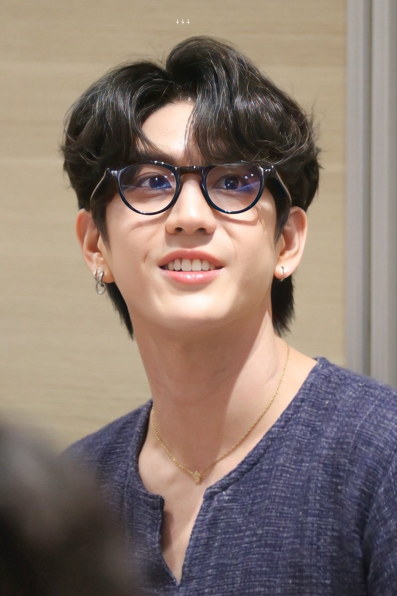 มุหยองนินาาา😋🩵🩵🩵

JS AVOCEAN FAM SIGN
#สนามอ่านเล่น2026xJimmySea