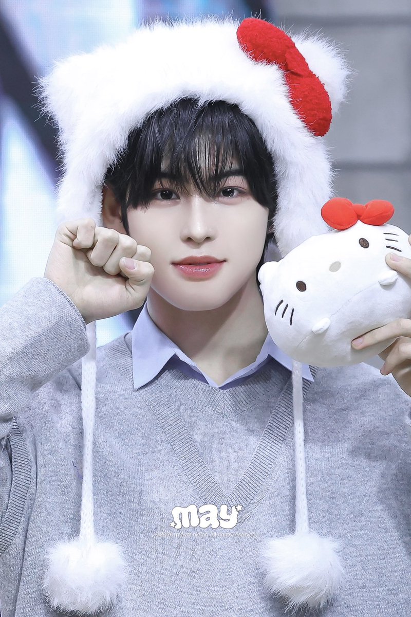 mayminjefan's tweet photo. 260121 👉🏻😼

#민제 #Minje #KickFlip #킥플립 https://t.co/v8uvPf9dM4