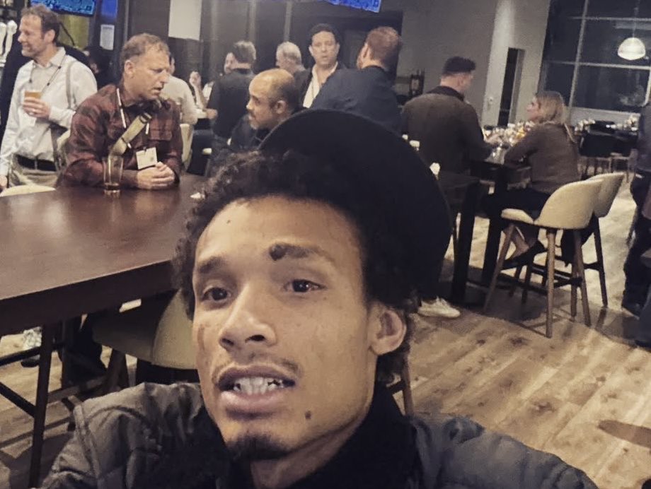 zinastar's tweet image. STALKED &amp;amp; HARRASSED for 5 years by this psychotic violent monster. He has been arrested multiple times and I’ve filed several restraining orders against him he still stalks and harasses me irl and offline including purchasing my classes to watch me. STALKING IS RAPE CULTURE.…