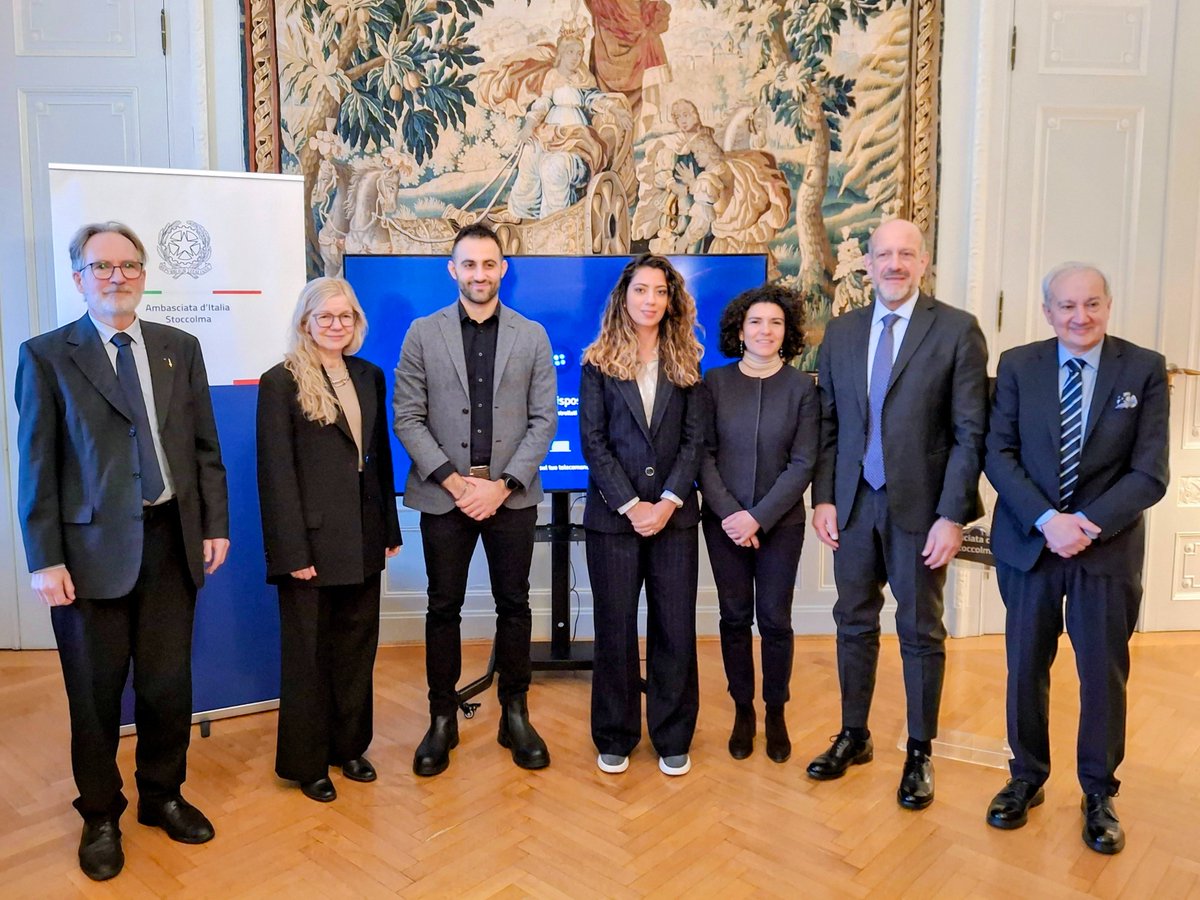 Italy in Sweden tweet media