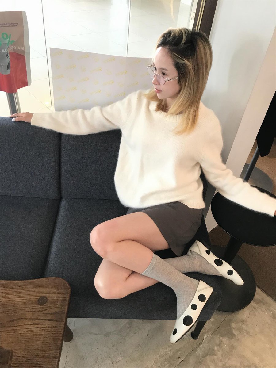hannah_thailand's tweet photo. Instagram Update : hannah_kmz
Soft steps with a playful twist💝
#CamperCasiMyra
#Bailemos
#CamperThailand
#Camper @ camper_thailand
📍 https://t.co/WkxhDDHEet
#Hannah4EVE #4EVE https://t.co/SZdLR3q8Cb