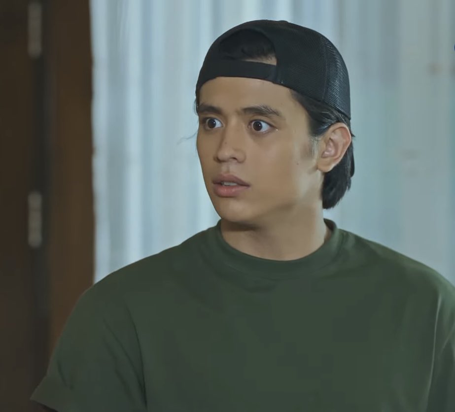 αᴠᴇ: tweet media