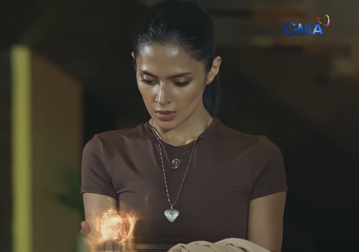 αᴠᴇ: tweet media