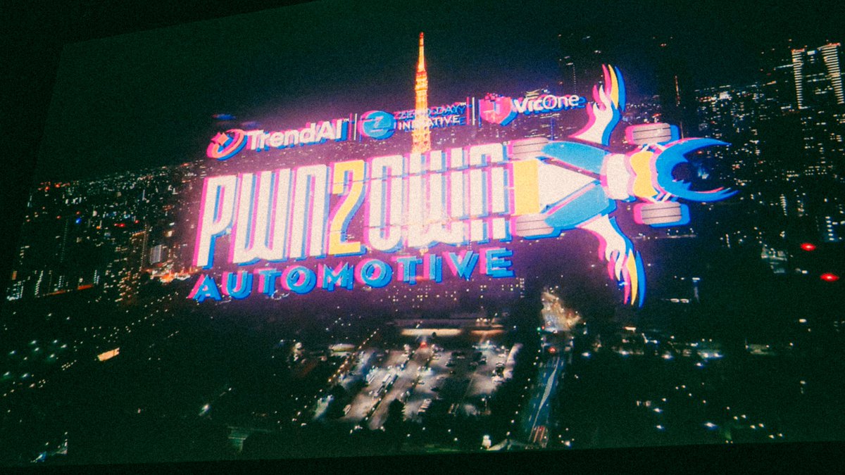 SinSinology tweet media