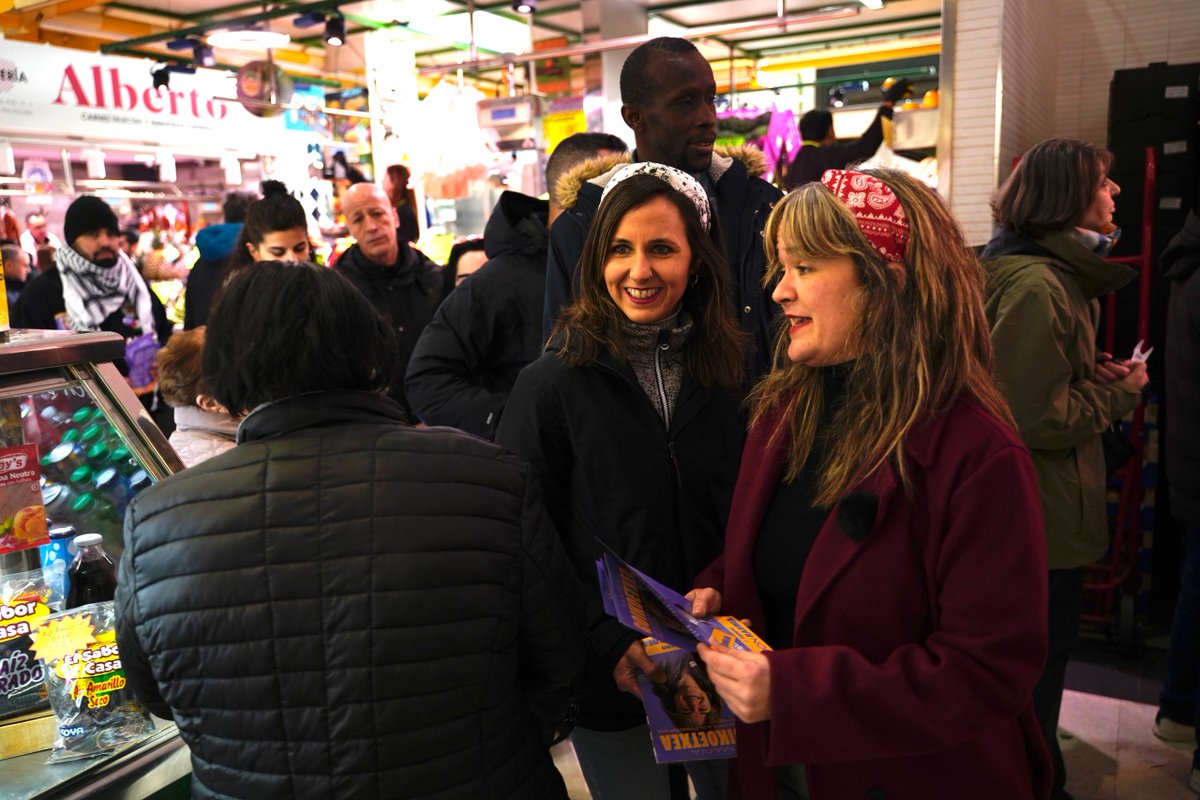 PodemosAragon's tweet photo. Hoy arrancamos la campaña en Aragón, con rasmia, con esperanza y con la convicción de que podemos poner en pie a la izquierda transformadora en Aragón junto a @MariaGoikoetxea, @ionebelarra y @Serigne_Mbaye_.💜 https://t.co/UufBZE4OpD